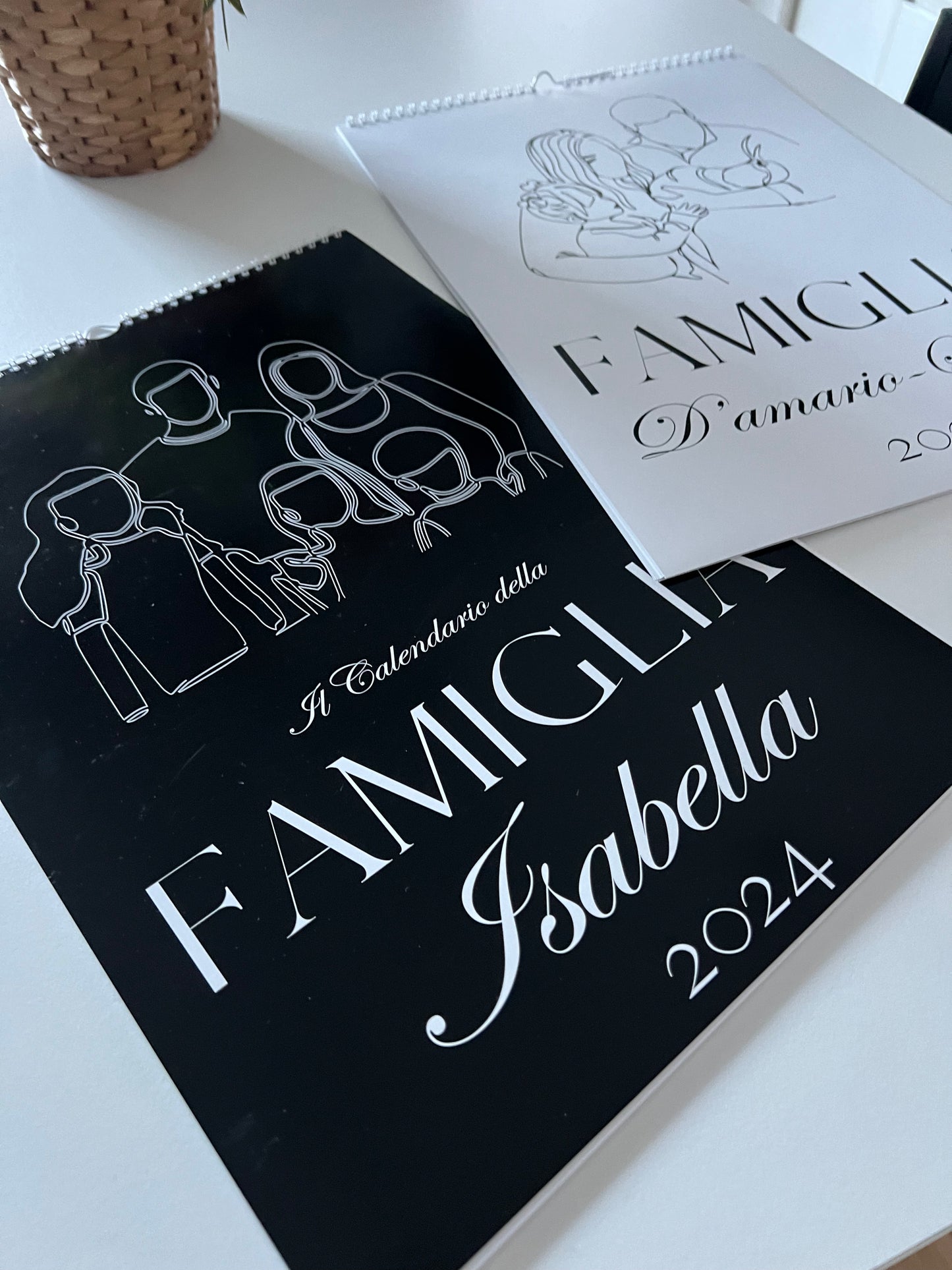 Calendario 2024 personalizzato per la Famiglia con nomi e avatar